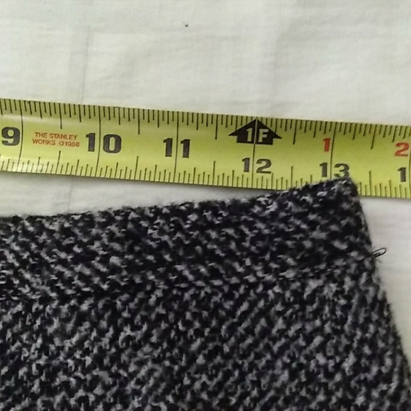 ⭐*TAKE 1/2OFF* Neiman Marcus Wool Skirt VINTAGE - Picture 5 of 16